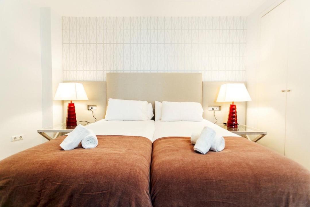 Minty Stay 3Bd Apartment - Triana Seville Luaran gambar