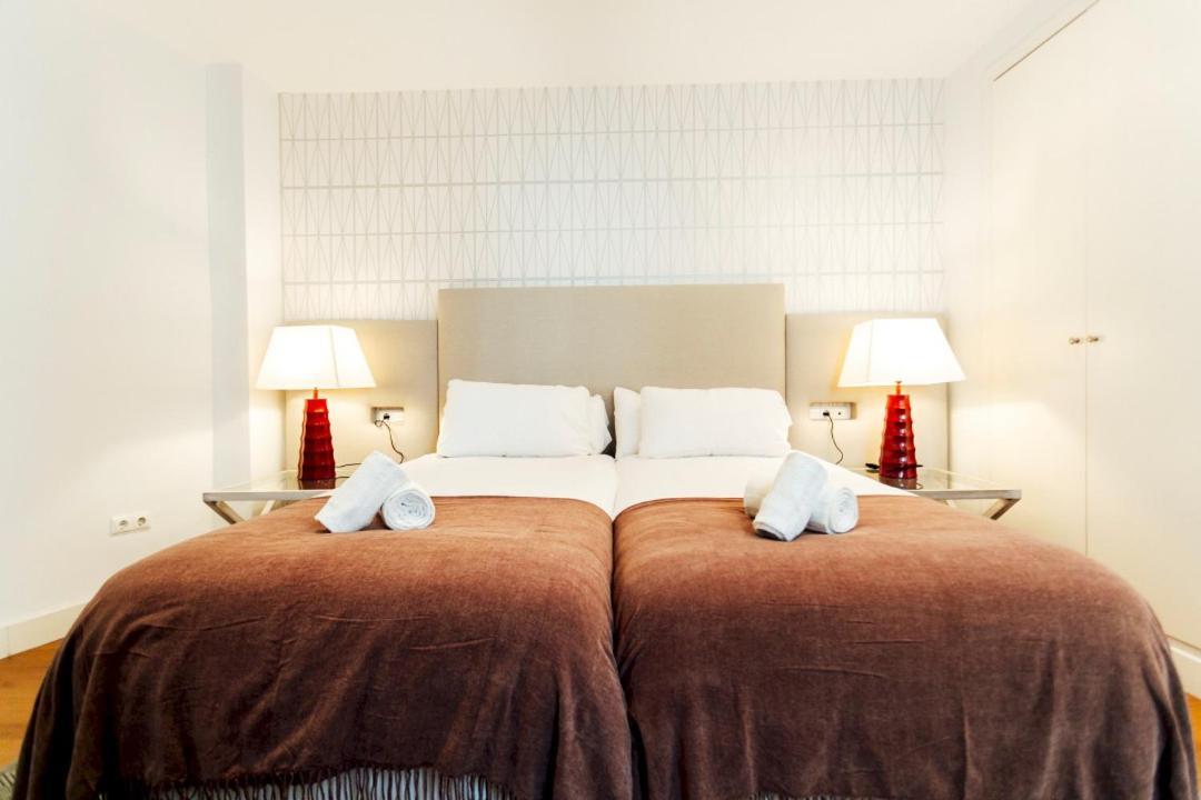 Minty Stay 3Bd Apartment - Triana Seville Luaran gambar