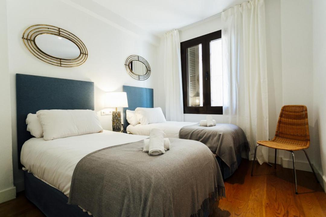 Minty Stay 3Bd Apartment - Triana Seville Luaran gambar