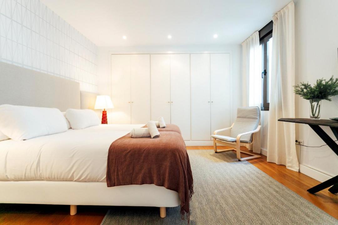 Minty Stay 3Bd Apartment - Triana Seville Luaran gambar