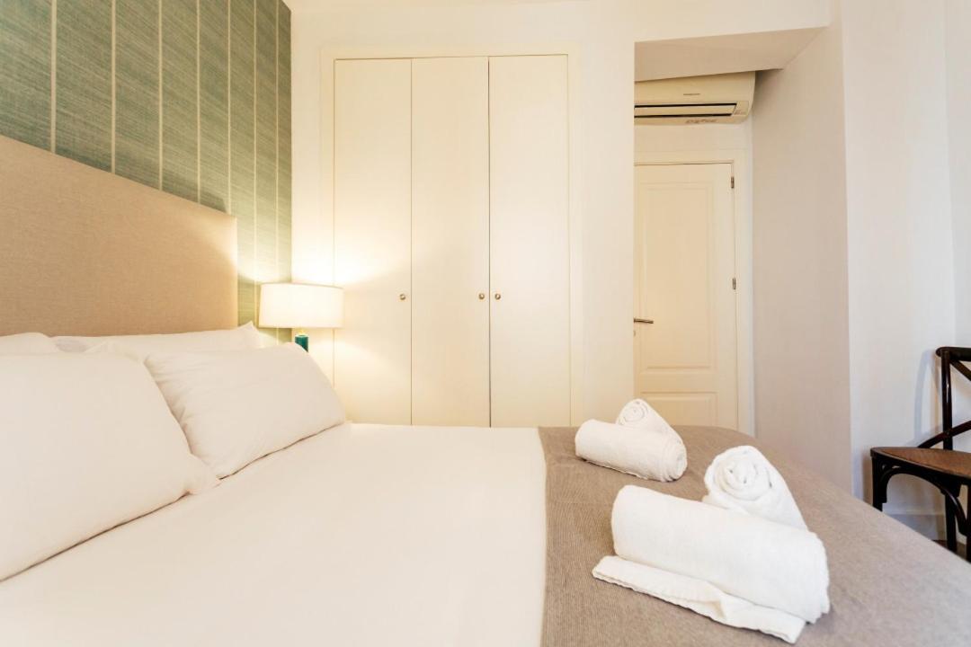 Minty Stay 3Bd Apartment - Triana Seville Luaran gambar