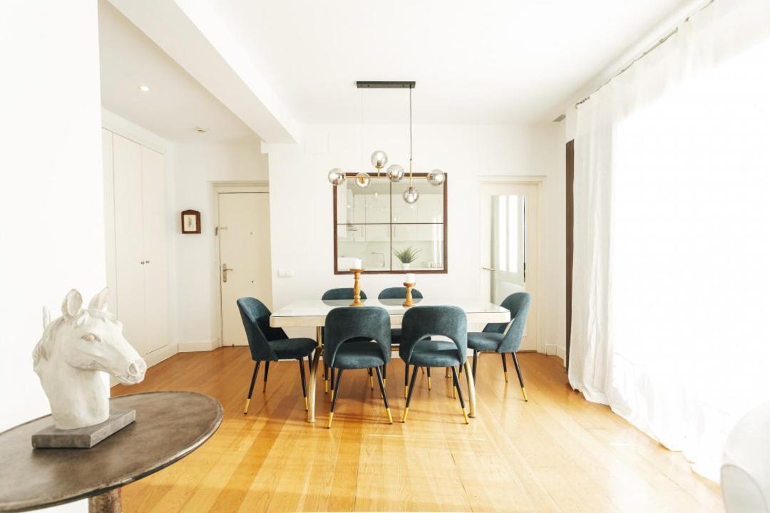 Minty Stay 3Bd Apartment - Triana Seville Luaran gambar