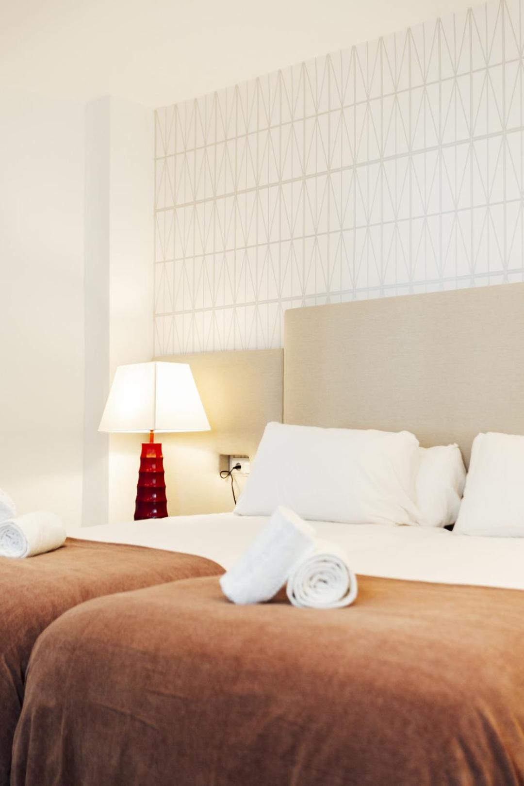 Minty Stay 3Bd Apartment - Triana Seville Luaran gambar