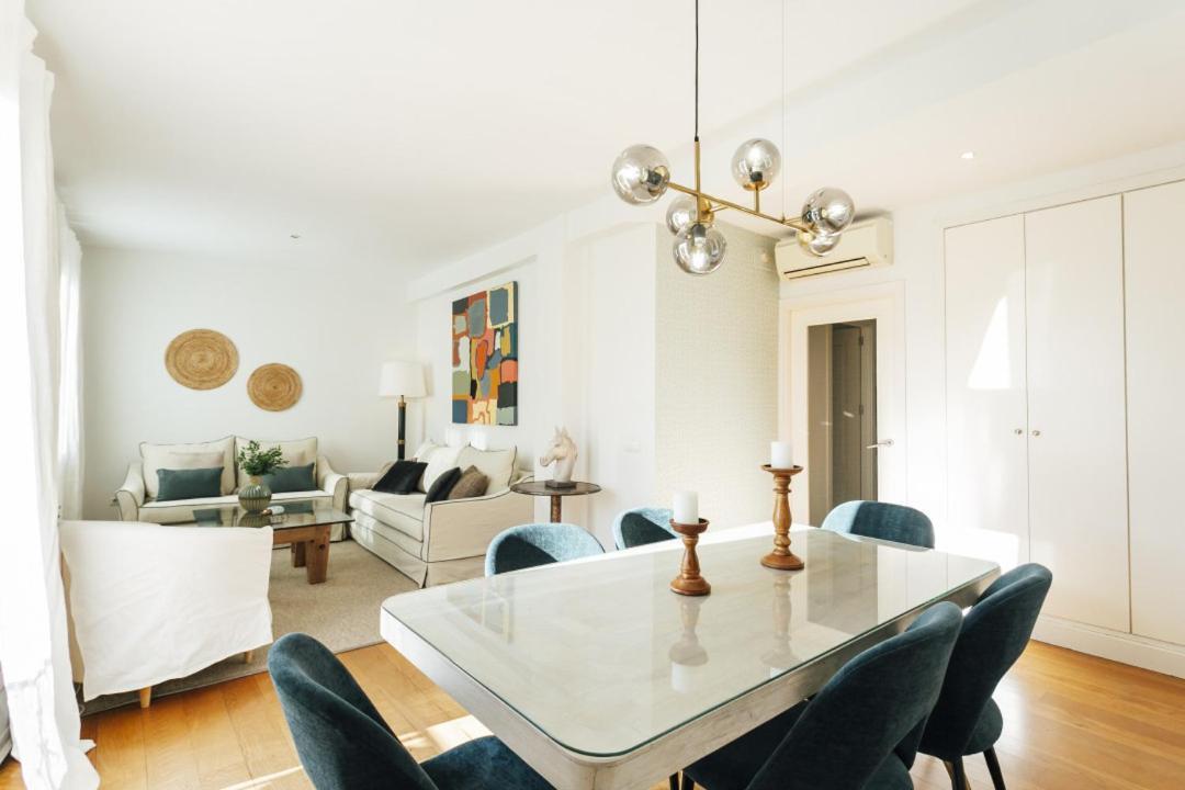 Minty Stay 3Bd Apartment - Triana Seville Luaran gambar