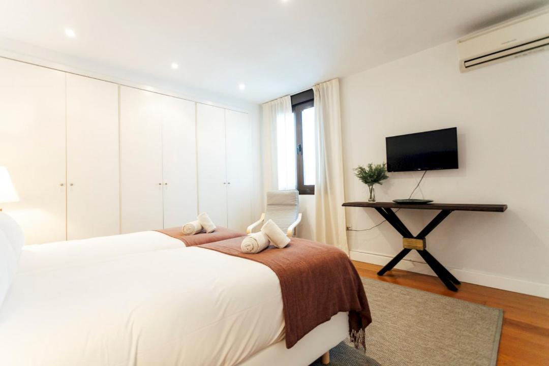 Minty Stay 3Bd Apartment - Triana Seville Luaran gambar